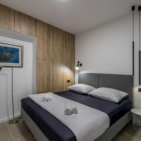 Near Bacvice Apartment